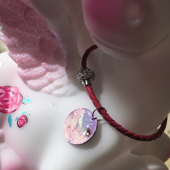 Light up unicorn and bracelet - Picture 5 of 5